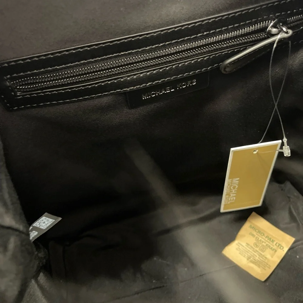MICHAEL MICHAEL KORS Quinn Medium Flap Faux Fur Backpack Black  NWT   Live Style